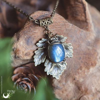 Collier "Nymphe Aïna" Labradorite - Illustrations & Bijoux fantaisie ClairObscur Art