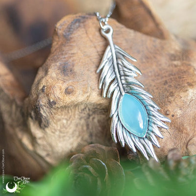 Collier "Plume" Calcedoine aqua - Illustrations & Bijoux fantaisie ClairObscur Art