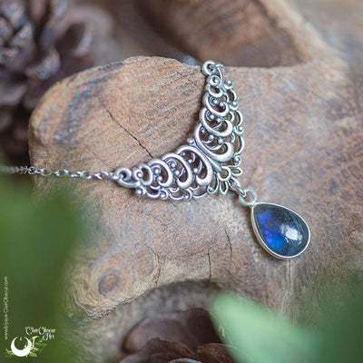 Collier "Sylmëa" Labradorite - Illustrations & Bijoux fantaisie ClairObscur Art