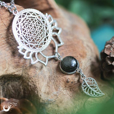 Collier "Sri Yantra Lotus" Obsidienne dorée personnalisable - Illustrations & Bijoux fantaisie ClairObscur Art